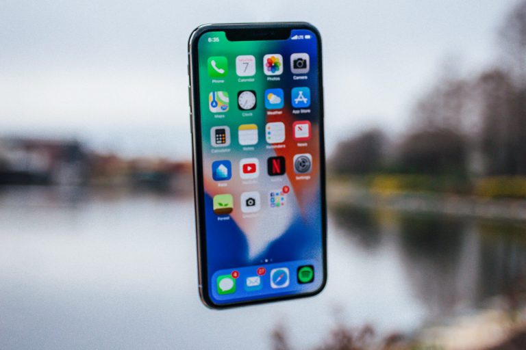 How DevOps Plays a Beneficial Role in Mobile App Development How DevOps Plays a Beneficial Role in Mobile App Development